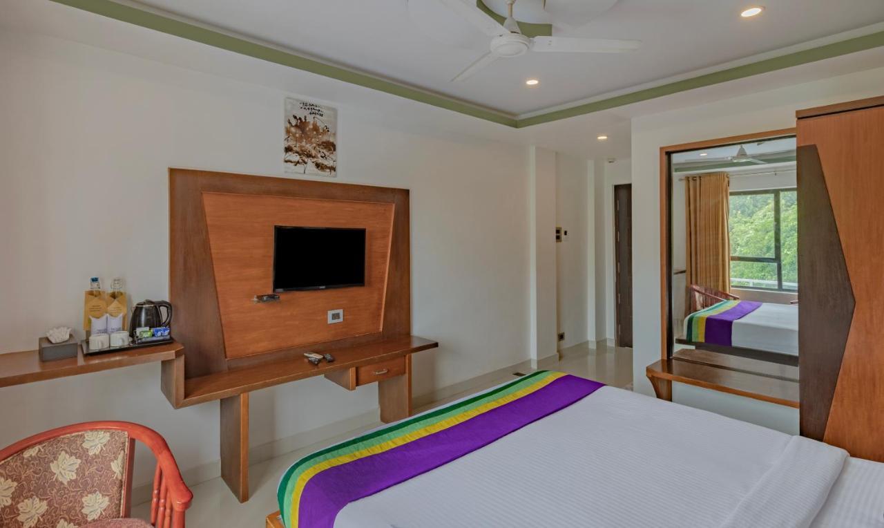 Treebo Tryst Palmyra Milford Hotell Alappuzha Exteriör bild