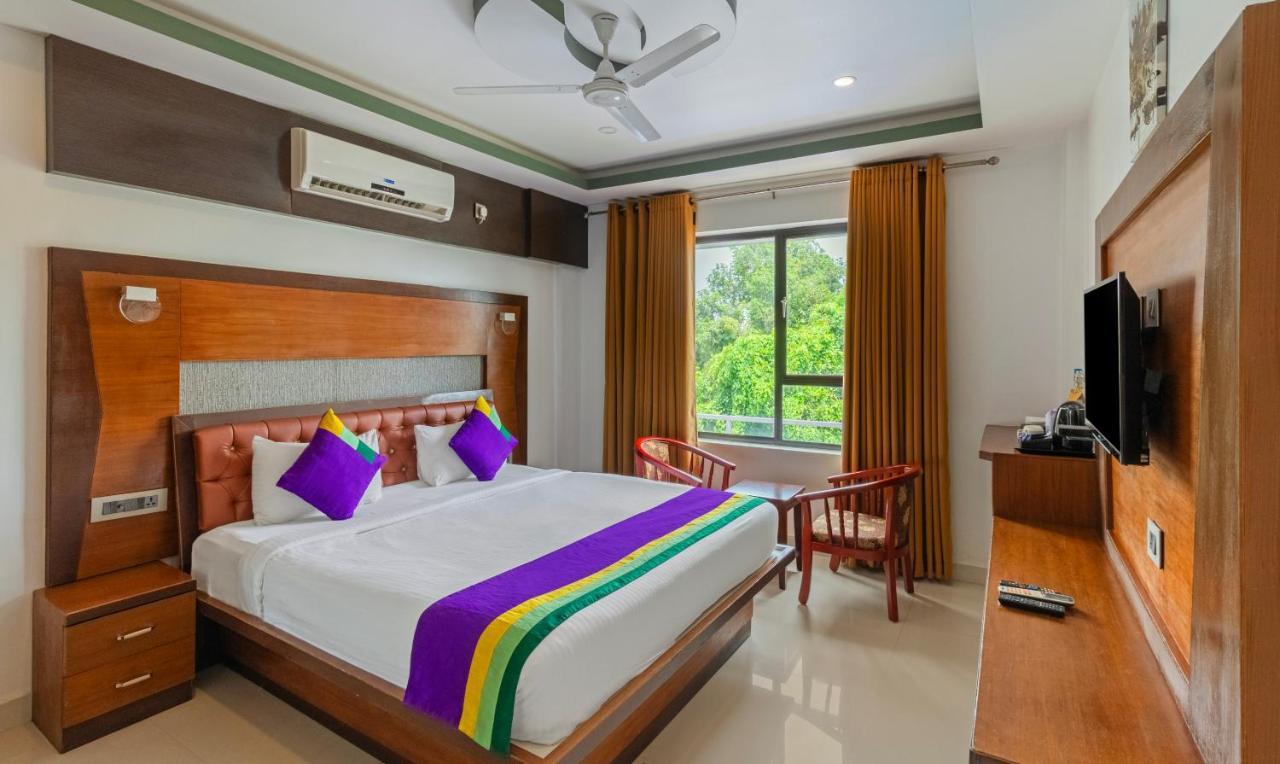Treebo Tryst Palmyra Milford Hotell Alappuzha Exteriör bild